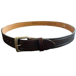 Gavere Leather #545 Genuine Leather Embossed Belt Size 53 NWOT